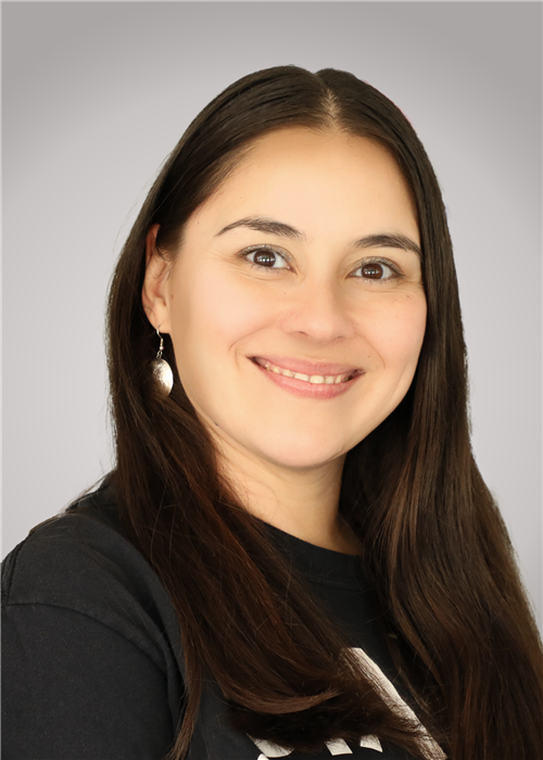 Julie Castellanos-Akins